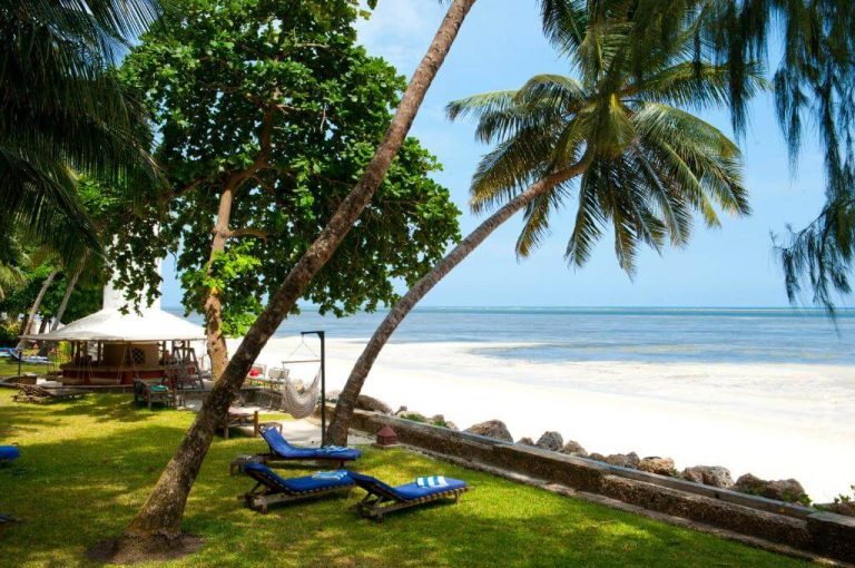 beach in mombasa