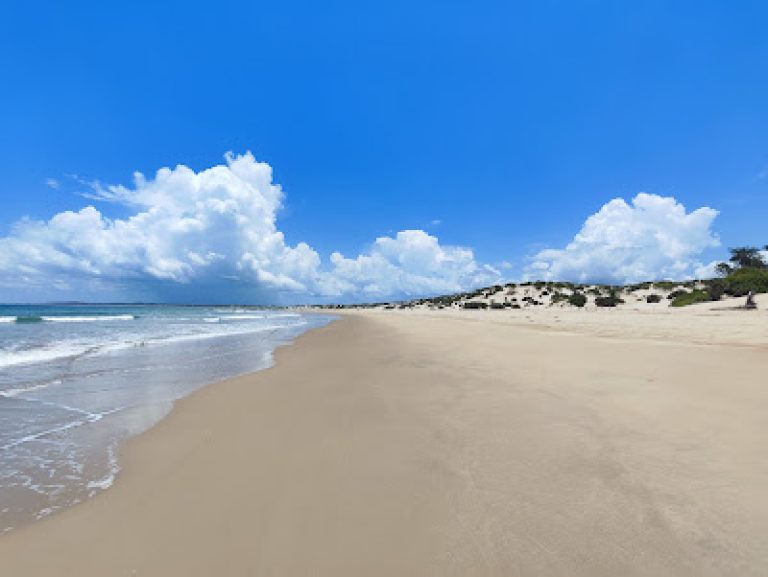 Shela Beach